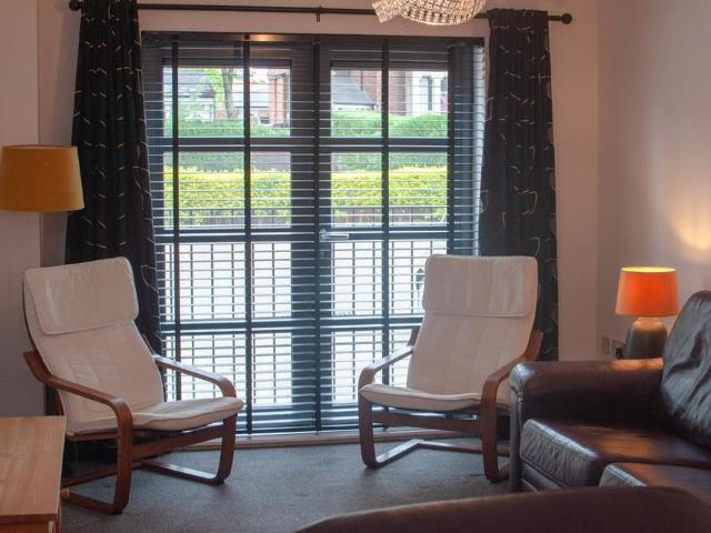 2 bedroom ground floor flat to rent