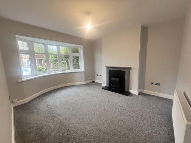 2 bedroom ground floor flat to rent
