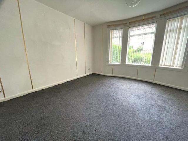 2 bedroom ground floor flat to rent