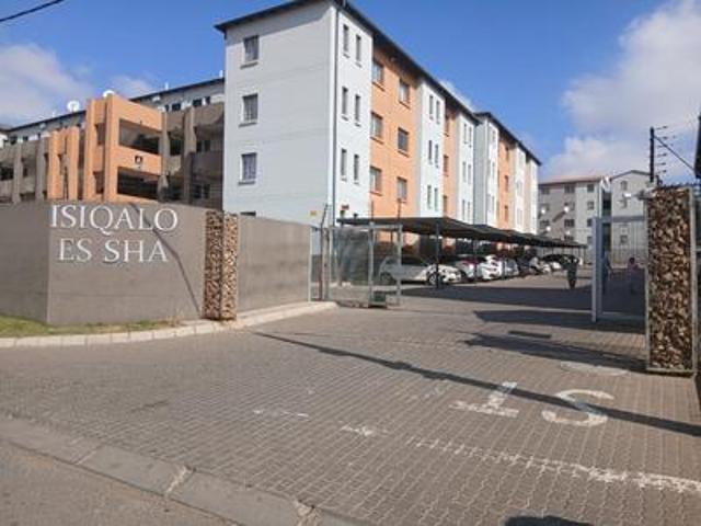 2 bedroom ground floor unit for sale