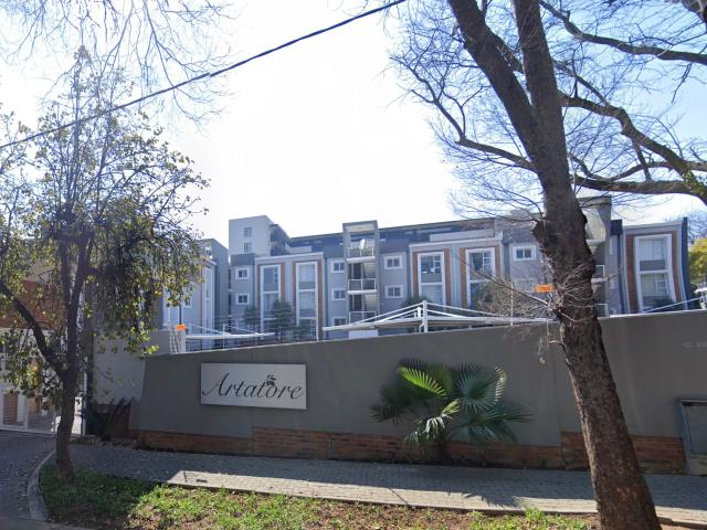 2 Bedroom Ground Floor Unit In Bryanston