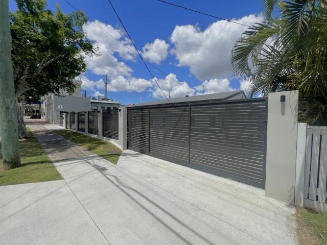 2 Bedroom Ground Floor Unit with Secure Parking in Ashgrove