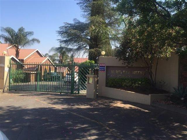 2 Bedroom ground unit in Moreleta Park