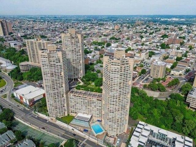 2 bedroom, Guttenberg NJ 07093 105559275
