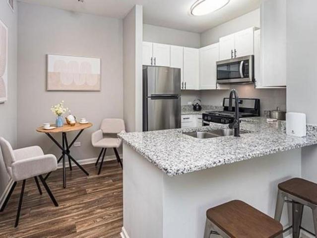 2 bedroom, Gurnee IL 60031 105834773