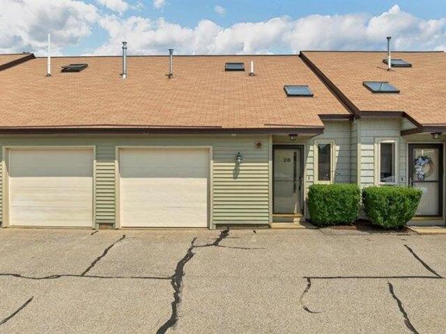 2 bedroom, Dover NH 03820 105587739