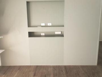 2 Bedroom Downstairs Unit – Utilities Included