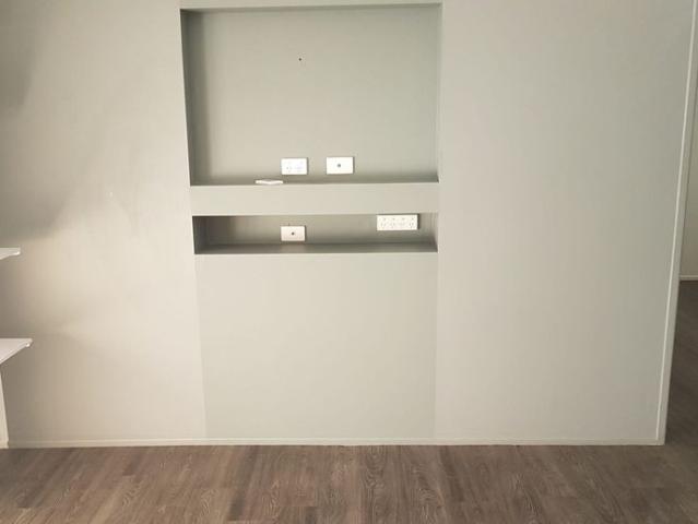 2 Bedroom Downstairs Unit – Utilities Included