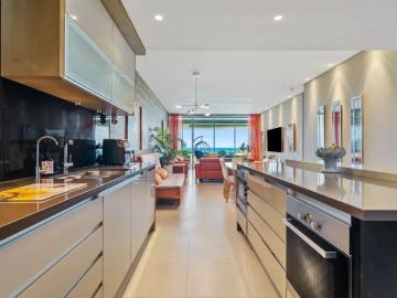 Apartment for sale in Dawesville - Equipped kitchen