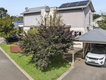 Daylesford, Victoria - Garden, Balcony