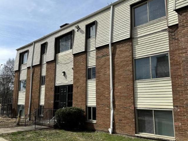 2 bedroom, Dayton OH 45402 105898777