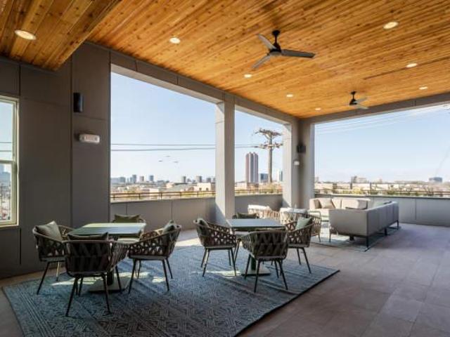 2 bedroom, Dallas TX 75204 105243155