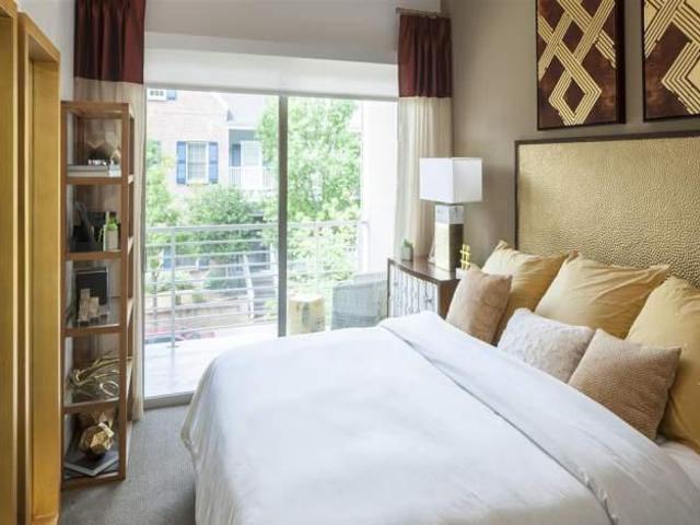 2 bedroom, Dallas TX 75204 105850695