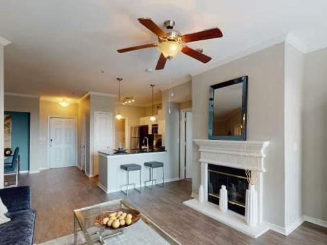 2 bedroom, Dallas TX 75204 105851142