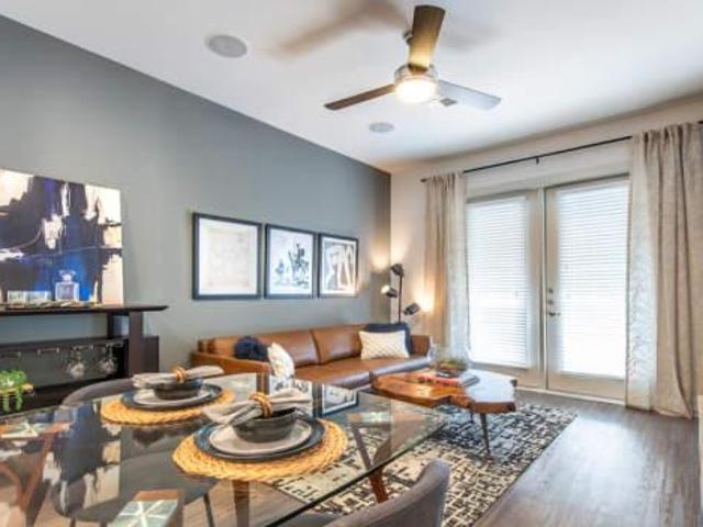 2 bedroom, Dallas TX 75204 105852267