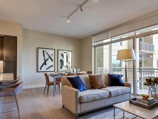 2 bedroom, Dallas TX 75205 105246843