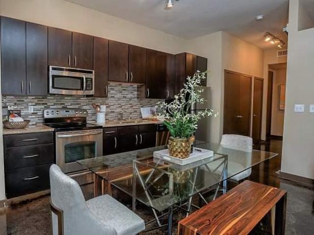 2 bedroom, Dallas TX 75206 105854735