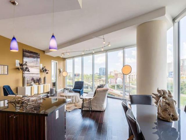 2 bedroom, Dallas TX 75207 105850553