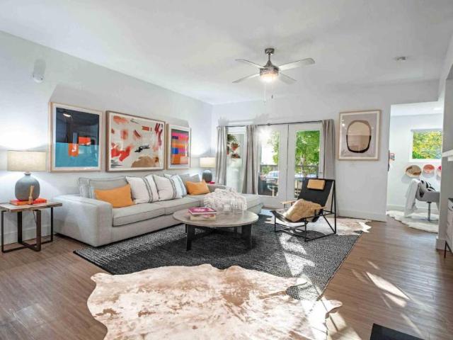 2 bedroom, Dallas TX 75209 106062216