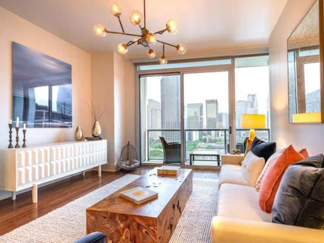 2 bedroom, Dallas TX 75201 105851508