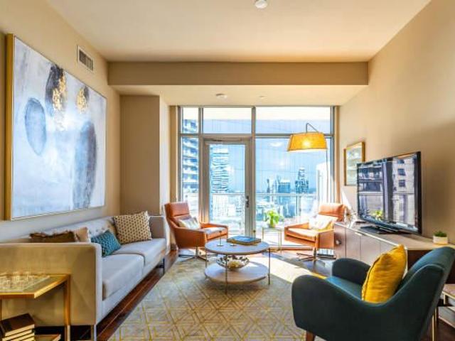 2 bedroom, Dallas TX 75202 105852023