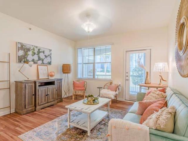 2 bedroom, Dallas TX 75216 105853777