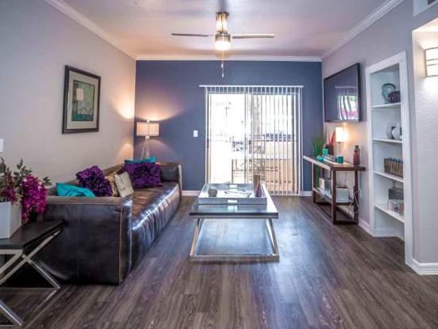 2 bedroom, Dallas TX 75219 105853807