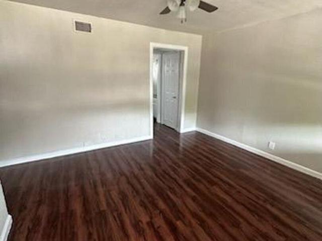 2 bedroom, Dallas TX 75211 104820619
