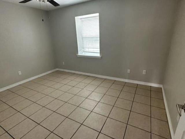 2 bedroom, Dallas TX 75211 104820620