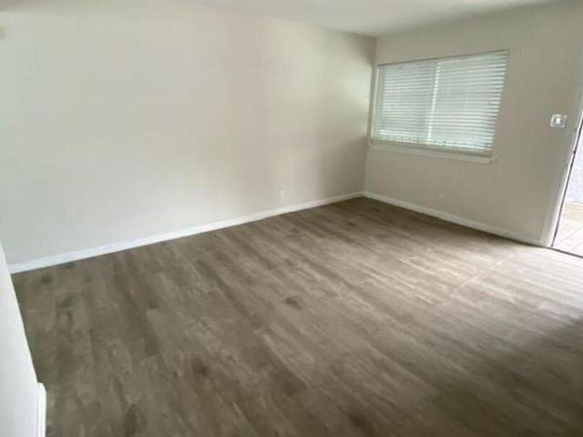 2 bedroom, Dallas TX 75211 105296045