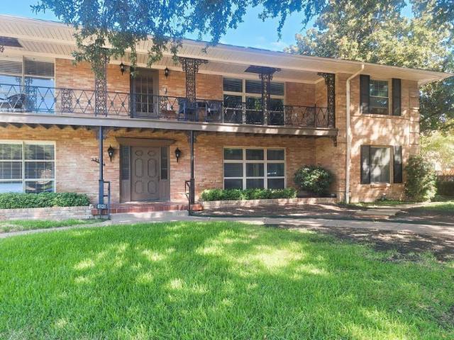 2 bedroom, Dallas TX 75225 105837044