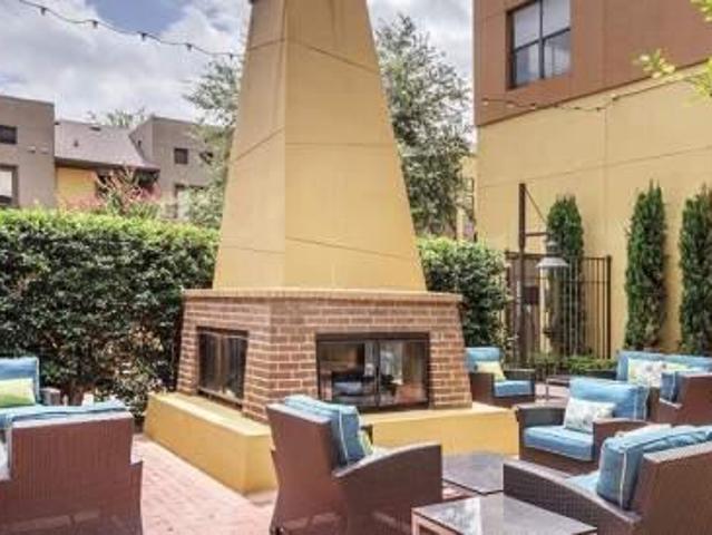 2 bedroom, Dallas TX 75235 105852808