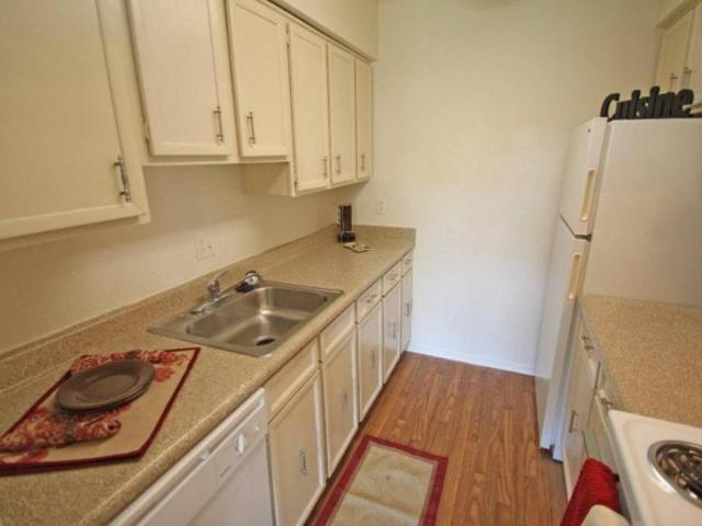 2 bedroom, Dallas TX 75231 LS92603873