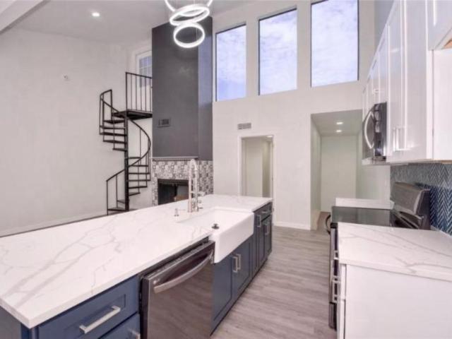 2 bedroom, Dallas TX 75231 105408339