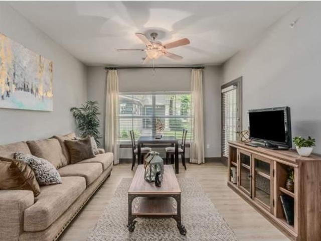 2 bedroom, Dallas TX 75243 105851697