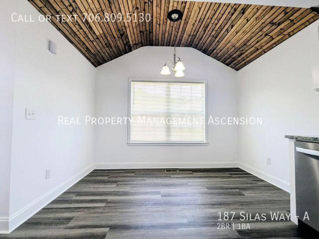 2 bedroom, Dalton GA 30720 102490295