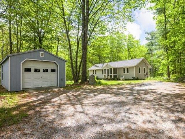 2 bedroom, Damariscotta ME 04543 104870107