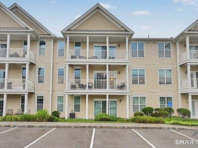 2 bedroom, Danbury CT 06810 105495231