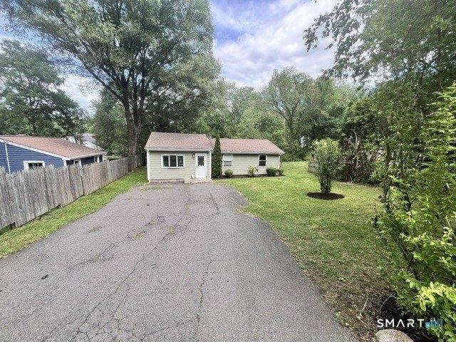 2 bedroom, Danbury CT 06811 104718288