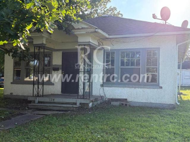 2 bedroom, Danville IL 61832 105182725