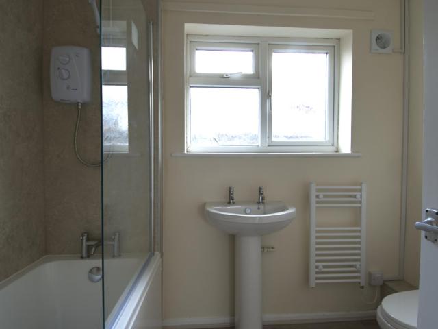 2 Bedroom Detached Bungalow