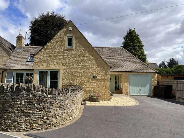 2 Bedroom Detached Bungalow