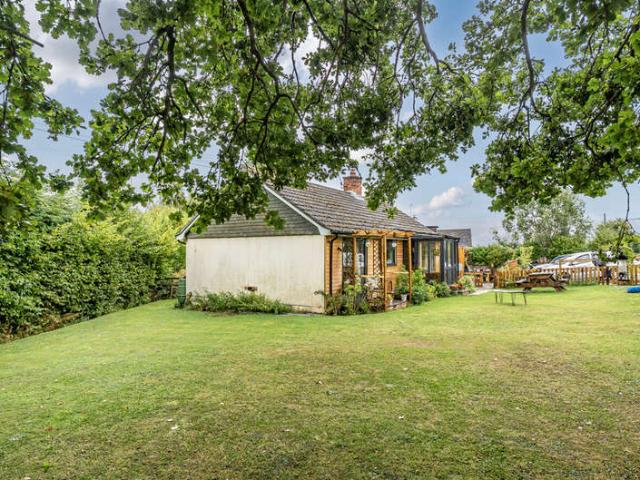 2 Bedroom Detached Bungalow