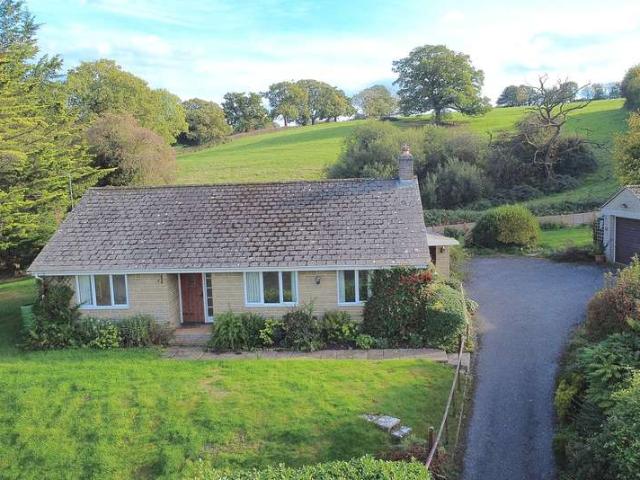 2 Bedroom Detached Bungalow