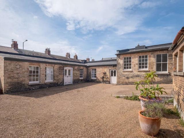 2 Bedroom Detached Bungalow