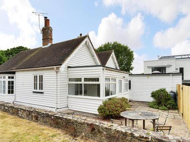 2 Bedroom Detached Bungalow For Rent In Winchelsea