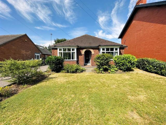 2 bedroom detached bungalow for sale
