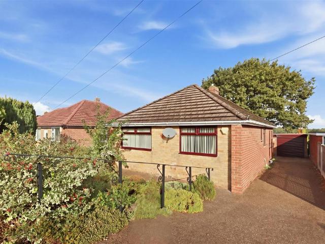 2 bedroom detached bungalow for sale