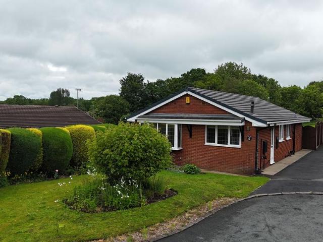 2 bedroom detached bungalow for sale