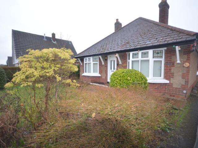 2 bedroom detached bungalow for sale
